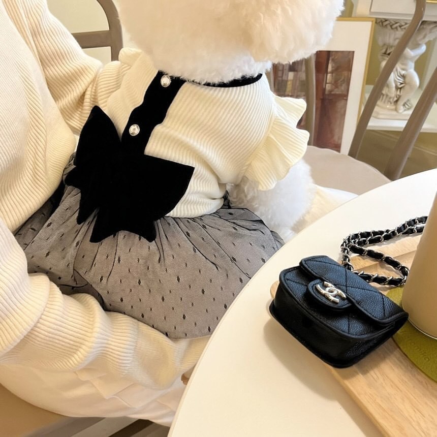 Hipidog】เสื้อผ้าสัตว์เลี้ยงย้อนยุคกลิ่นหอมขนาดเล็กชุดคู่กระโปรงโบว์เสื้อกั๊กสุนัขกระโปรงแมวดัชชุนด์