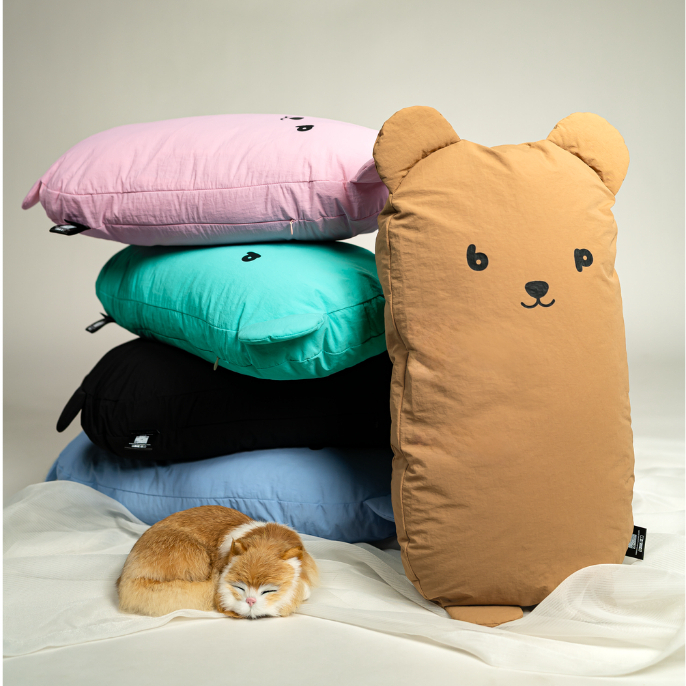 Pawsh Pad (พอช แพด) — เบาะสายแฟสําหรับน้องหมาน้องแมวชั้นสูง รองนอนสบายด้วยใยขนห่านเทียม